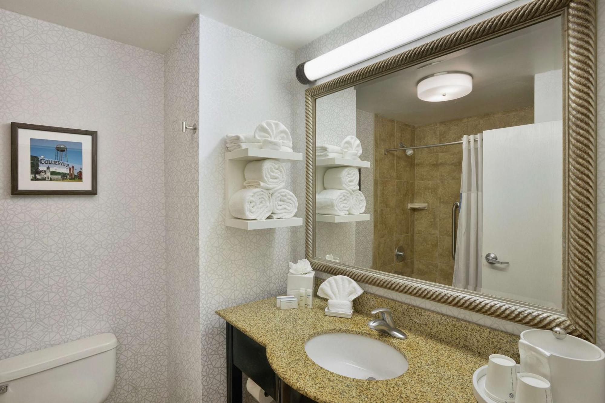Hampton Inn Memphis/Кольервилл Экстерьер фото